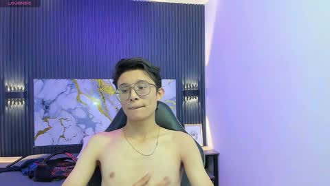 santiago_russo18 online show from 02-02-26, 09:02