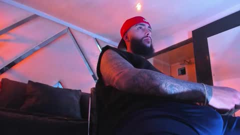 Snapshot of santiagohincapiie chatting on 02-26-26, 04:55 Santiago Hincapiie online show from 02-26-26, 04:55