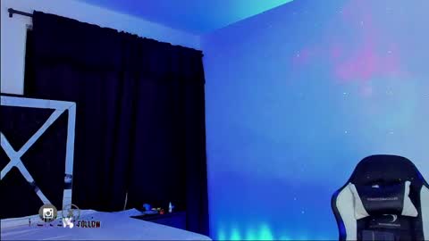 Snapshot of santiagoreyesft chatting on 02-13-25, 05:48 Santi Reyes online show from 02-13-25, 05:48