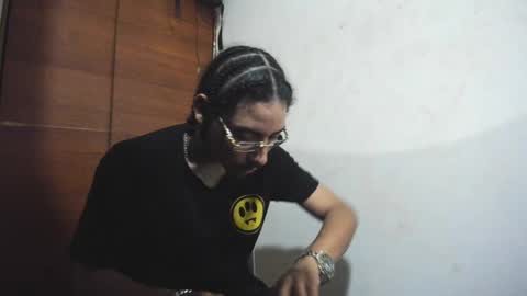 Santiago    online show from 12-27-24, 07:18