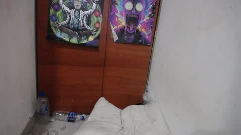 Santiago    online show from 01-05-25, 01:35