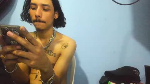 Santiago    online show from 01-11-25, 06:45