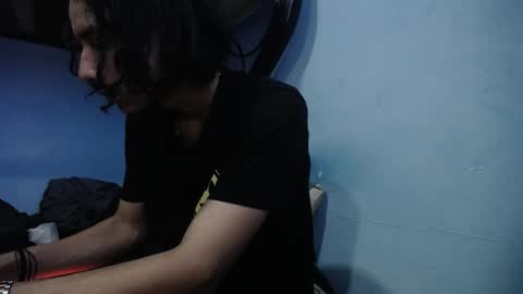 Santiago    online show from 02-10-25, 07:36