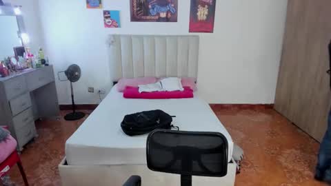 Julius Novachrono  online show from 01-13-26, 07:52