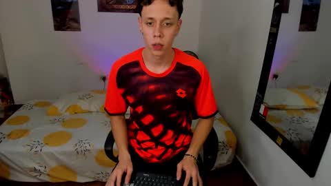 Julius Novachrono  online show from 02-03-26, 06:22