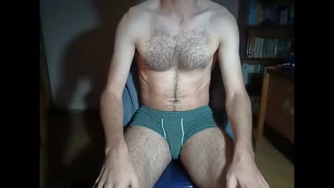 Snapshot of santifun33 chatting on 06-10-26, 05:07 Santiago online show from 06-10-26, 05:07
