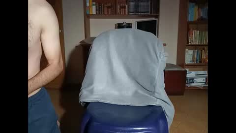 Snapshot of santifun33 chatting on 06-11-26, 06:00 Santiago online show from 06-11-26, 06:00
