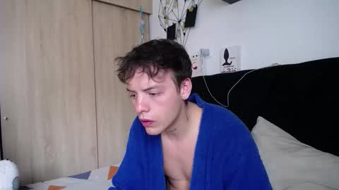 Snapshot of santii_rose chatting on 10-09-25, 06:39 Santii online show from 10-09-25, 06:39