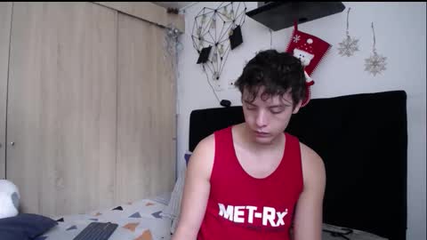 Santii online show from 11-22-25, 04:17