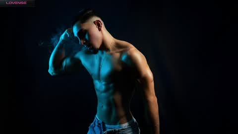 Santiago Seans online show from 04-06-26, 02:07