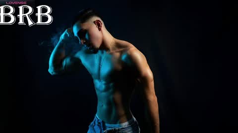 Santiago Seans online show from 04-26-26, 02:15