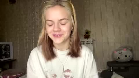 Snapshot of santinalabonne chatting on 06-22-26, 06:54 Rina online show from 06-22-26, 06:54