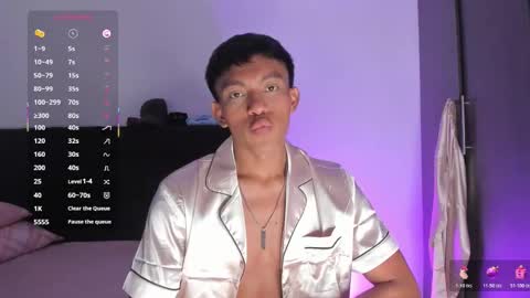 Snapshot of santinaugthy chatting on 02-13-26, 10:39 santi online show from 02-13-26, 10:39