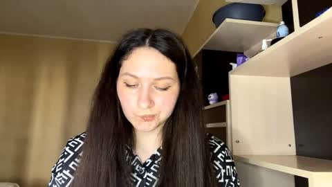 Anna online show from 10-05-25, 10:35