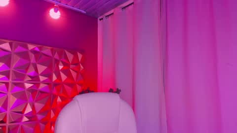 Santii online show from 09-27-25, 10:59