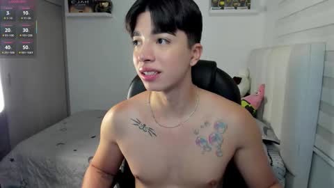 Mr. Santiago online show from 12-16-25, 01:27