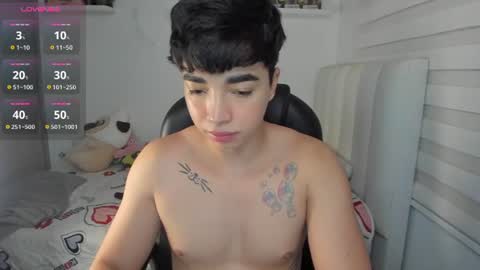 Mr. Santiago online show from 06-16-26, 01:36