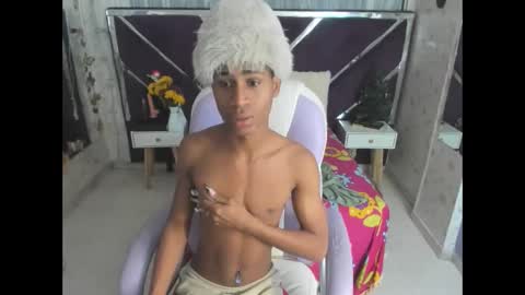 santy online show from 11-19-25, 02:11