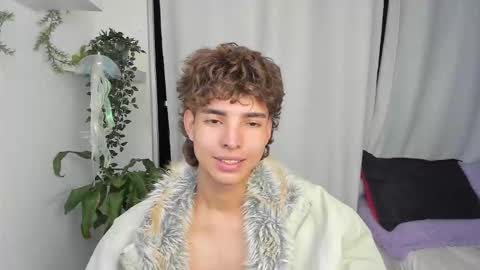 kitty online show from 01-10-26, 12:56