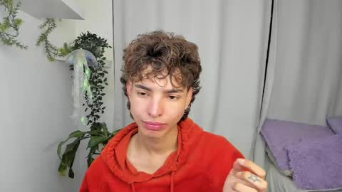 kitty online show from 01-12-26, 12:49