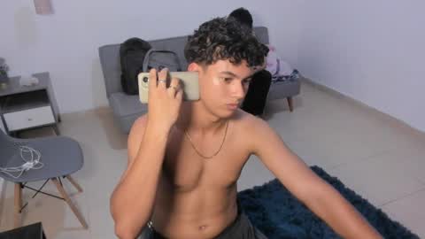 Snapshot of santy_stump chatting on 04-05-26, 06:16 santy_stump online show from 04-05-26, 06:16