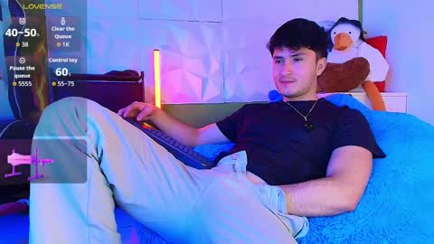 Santyago online show from 09-25-25, 08:12