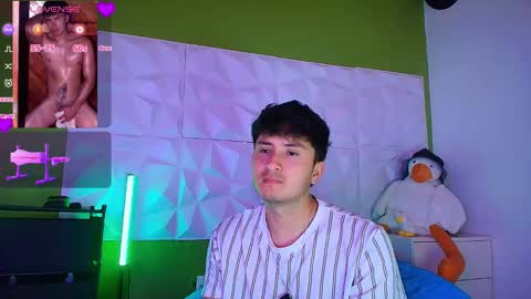 Santyago online show from 10-03-25, 07:22