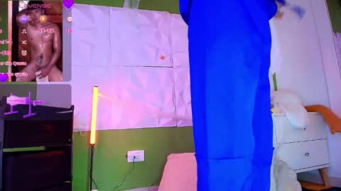 Santyago online show from 10-30-25, 08:42