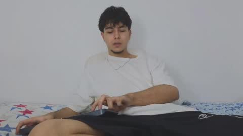 santybig18 online show from 03-08-25, 01:06