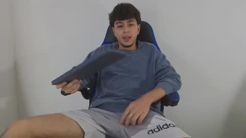 santybig18 online show from 03-11-25, 06:43