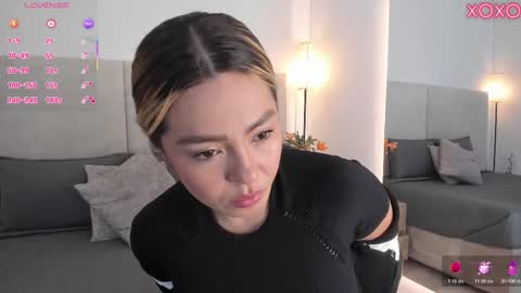Snapshot of saori_newman chatting on 02-18-26, 11:39 Saori online show from 02-18-26, 11:39