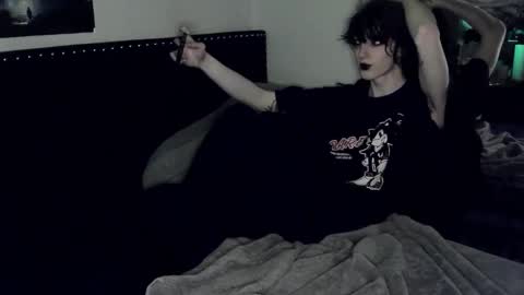 Snapshot of sapphicvoid chatting on 02-03-25, 05:07 Jade online show from 02-03-25, 05:07