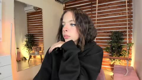 Valerin online show from 02-25-25, 11:44