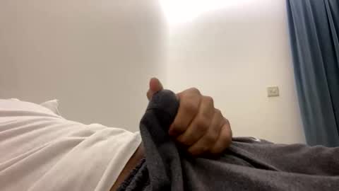 Snapshot of saqib332243 chatting on 04-10-26, 10:36 saqib332243 online show from 04-10-26, 10:36