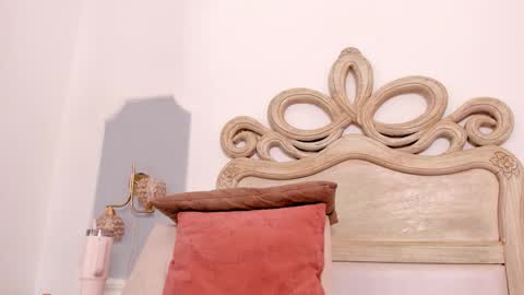 Sara online show from 09-10-25, 03:39