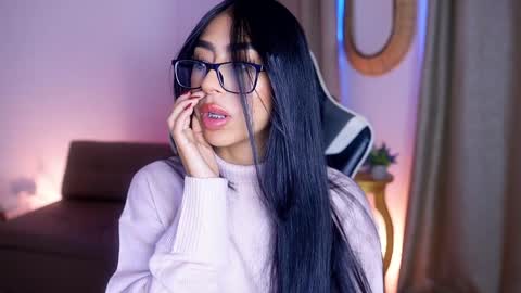 Snapshot of sara_albrecht chatting on 12-20-24, 01:00 Sara online show from 12-20-24, 01:00