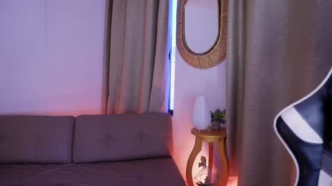 Snapshot of sara_albrecht chatting on 01-07-25, 12:41 Sara online show from 01-07-25, 12:41