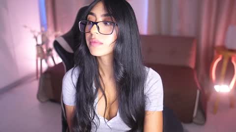 Snapshot of sara_albrecht chatting on 02-01-25, 04:00 Sara online show from 02-01-25, 04:00