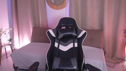 Snapshot of sara_albrecht chatting on 02-03-25, 12:03 Sara online show from 02-03-25, 12:03