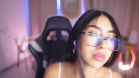 Snapshot of sara_albrecht chatting on 02-04-25, 06:27 Sara online show from 02-04-25, 06:27