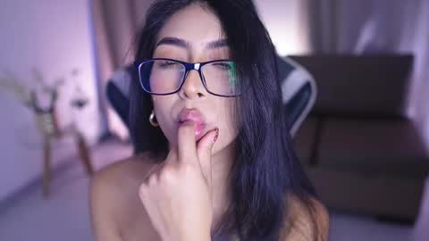 Snapshot of sara_albrecht chatting on 03-12-25, 04:13 Sara online show from 03-12-25, 04:13