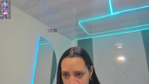 sara allenx online show from 03-10-25, 11:42