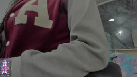 sara allenx online show from 11-14-25, 01:43