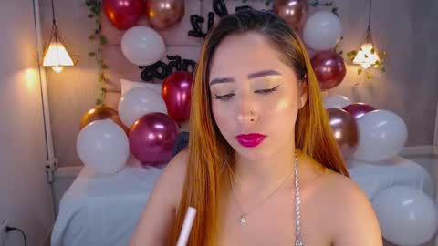 Snapshot of sara_angeelss chatting on 11-19-25, 04:56 Sara... online show from 11-19-25, 04:56