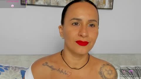 Snapshot of sara_charmy chatting on 04-06-26, 11:44 online show from 04-06-26, 11:44