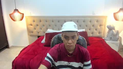   Sara and Demon  online show from 11-28-25, 12:19