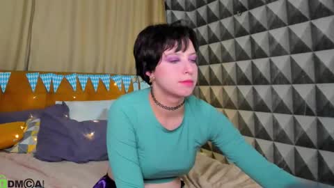 Sarah online show from 10-05-25, 01:48