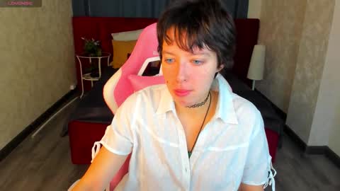 Sarah online show from 10-09-25, 01:25