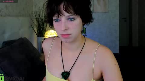 Sarah online show from 11-04-25, 09:08