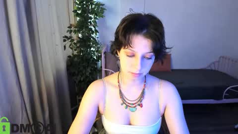 Sarah online show from 11-06-25, 06:36